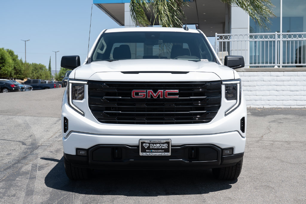 Used 2026 GMC Sierra 1500 Elevation AWD/4WD image 3