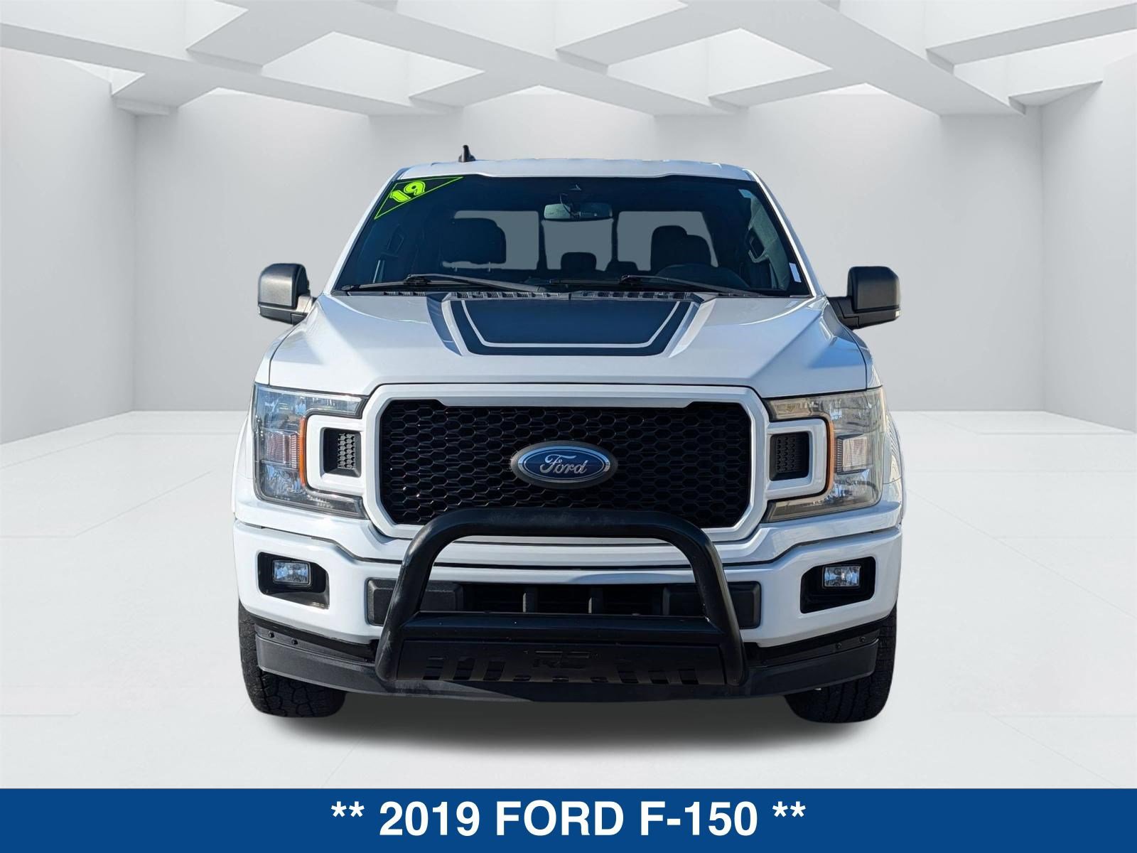 Used 2019 Ford F150 XLT w/ Equipment Group 302A Luxury image 8