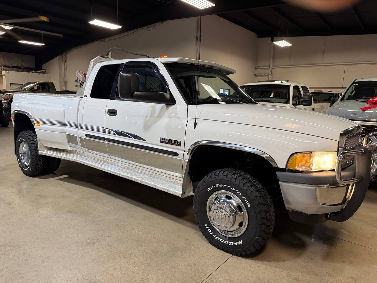 Used 2001 Dodge Ram 3500 Truck 4x4 Quad Cab image 1