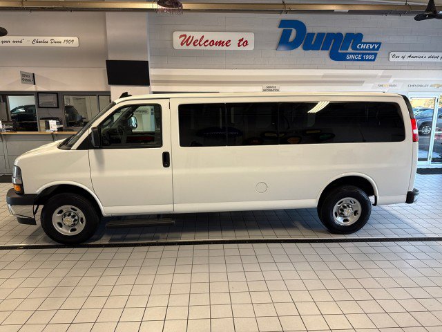 Used 2024 Chevrolet Express 3500 LT w/ LT Preferred Equipment Group image 6