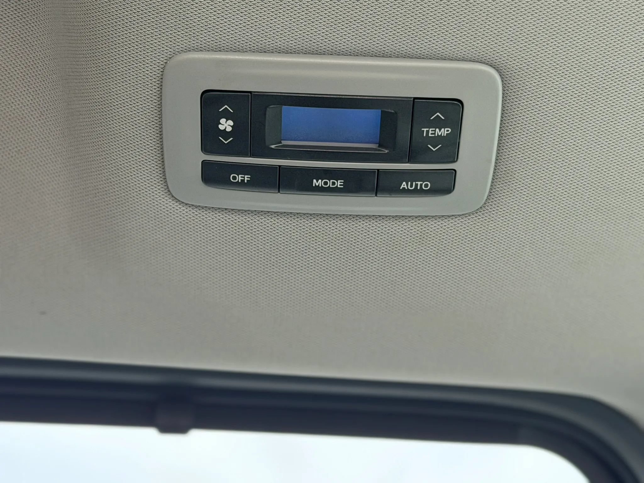 Used 2018 Toyota Sienna XLE w/ XLE Navigation Package AWD/4WD image 20