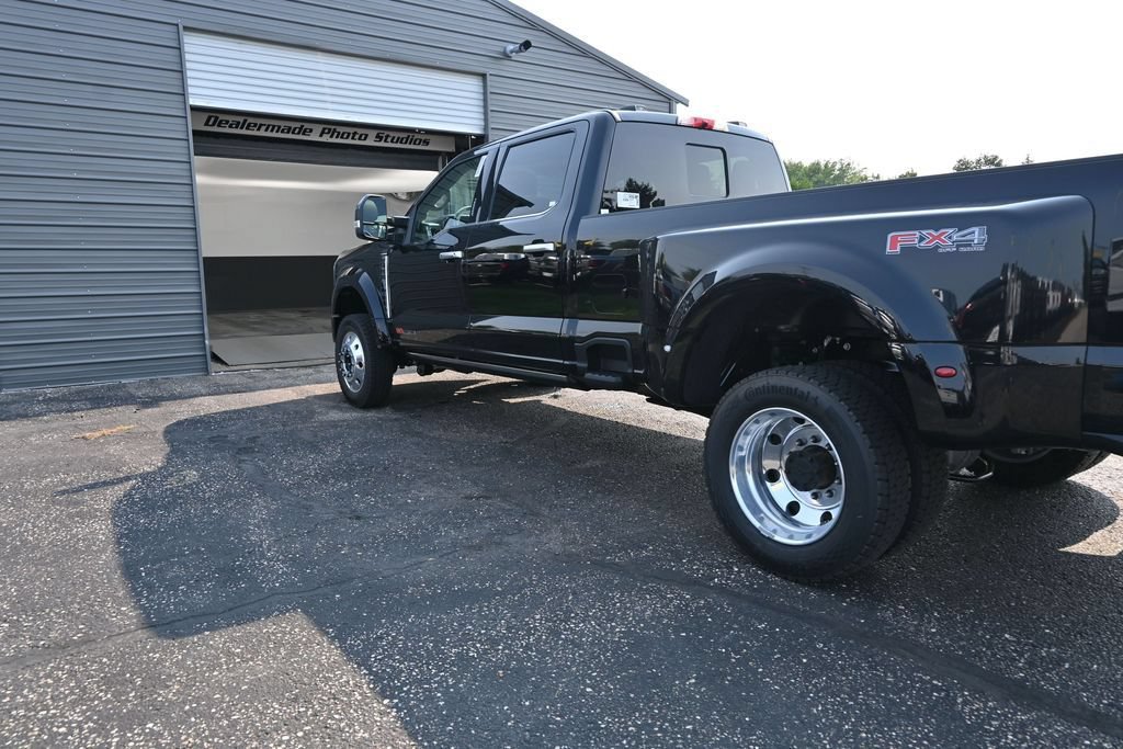 New 2026 Ford F450 Platinum w/ Platinum Plus Package AWD/4WD image 40