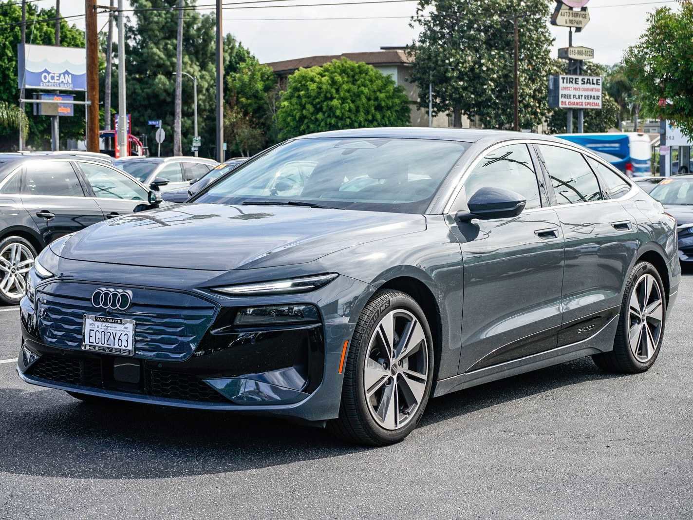 Used 2025 Audi A6 e-tron Premium w/ Convenience Package image 1