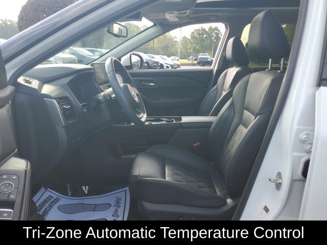 Certified 2024 Nissan Rogue Platinum w/ Platinum Premium Package AWD/4WD image 24