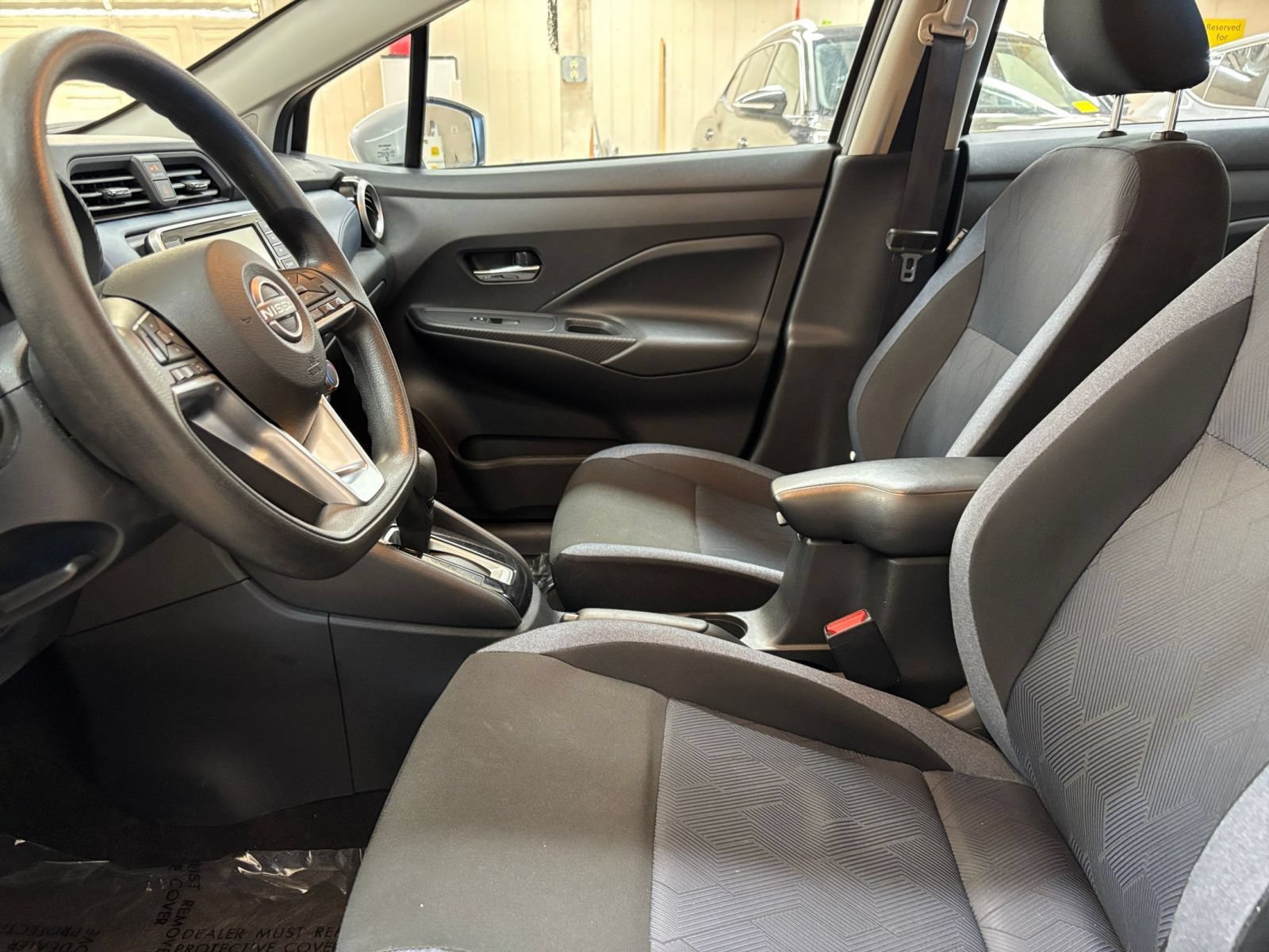 Used 2025 Nissan Versa SV FWD image 24