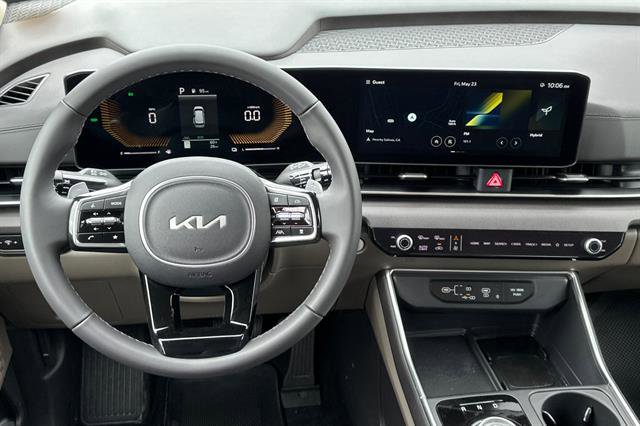 New 2025 Kia Carnival EX image 16