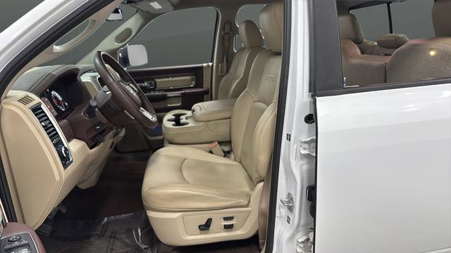 Used 2016 RAM 1500 Laramie w/ Convenience Group image 9