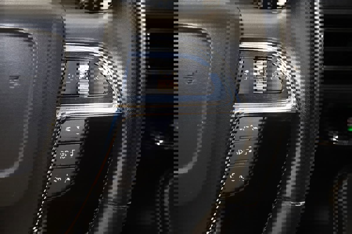 Used 2021 Lincoln Nautilus FWD w/ Equipment Group 101A image 35