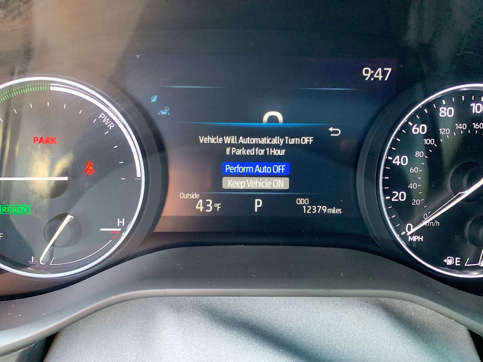 Used 2024 Toyota Sienna Limited image 12