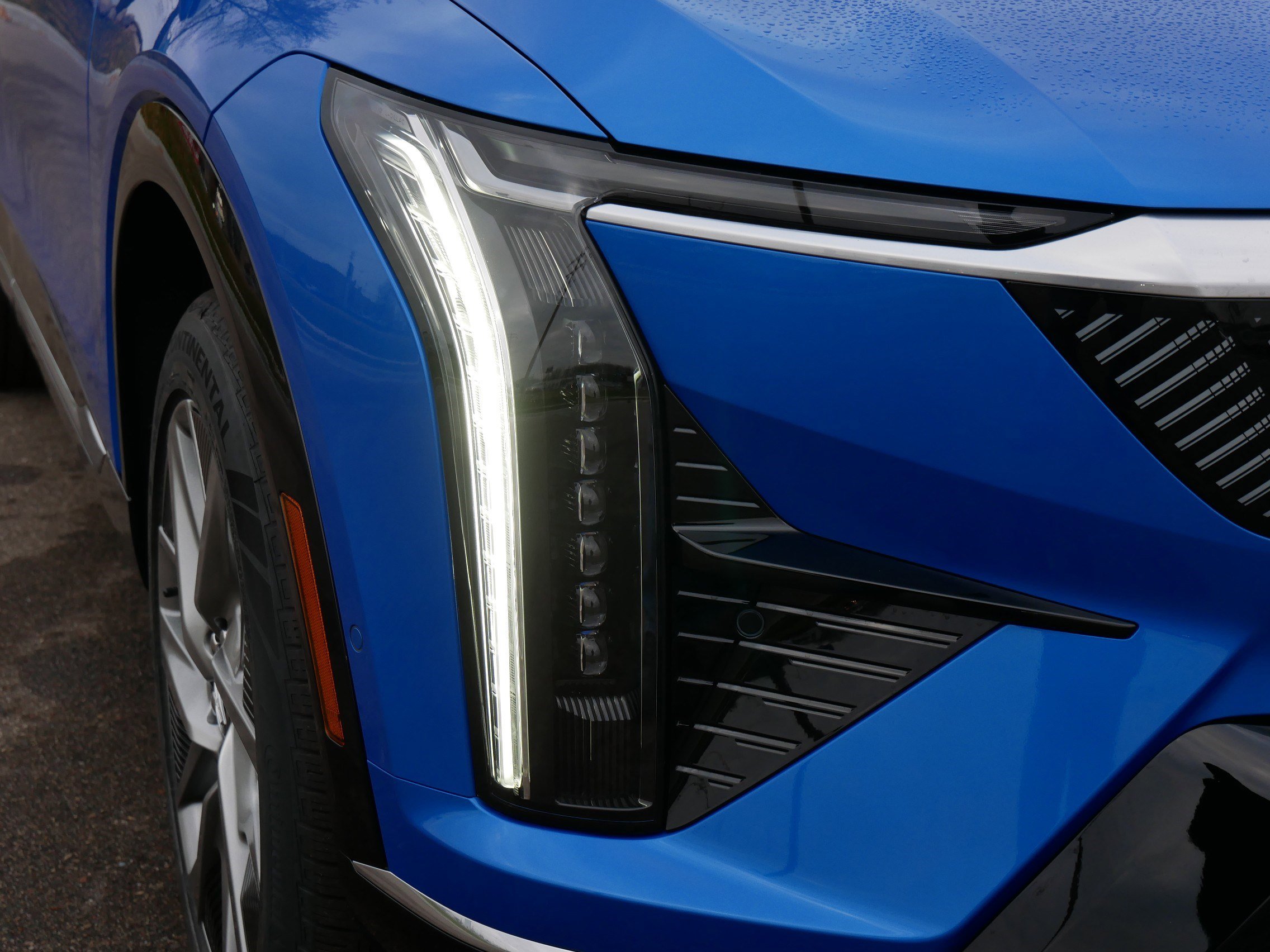 New 2026 Cadillac Optiq Luxury 1 w/ LPO, Floor Liner Package image 14