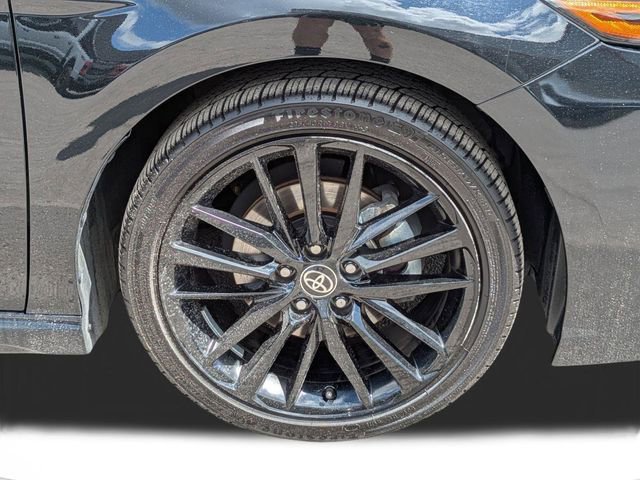 Used 2024 Toyota Camry XSE FWD image 11