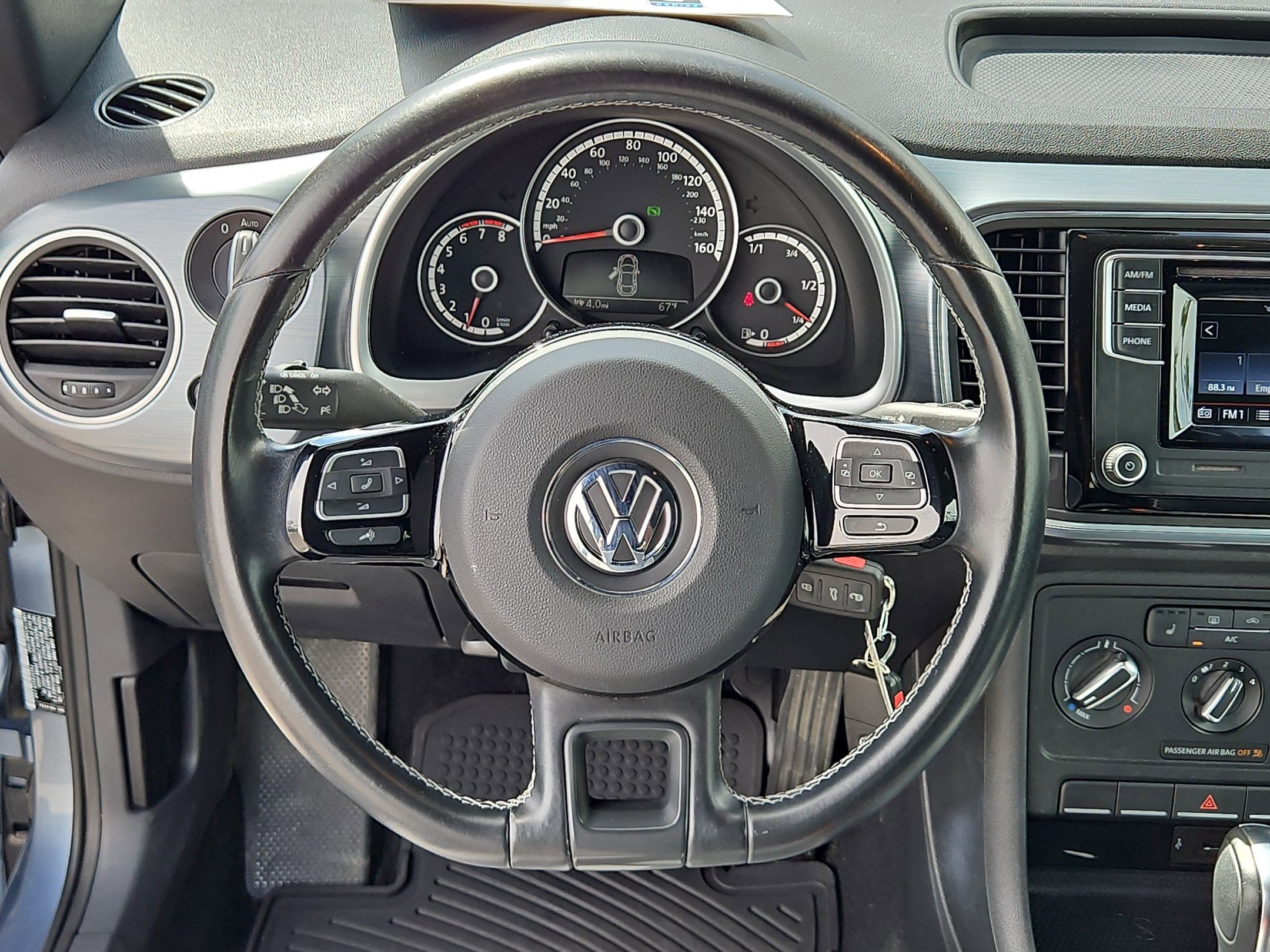 Used 2016 Volkswagen Beetle 1.8T Denim image 15