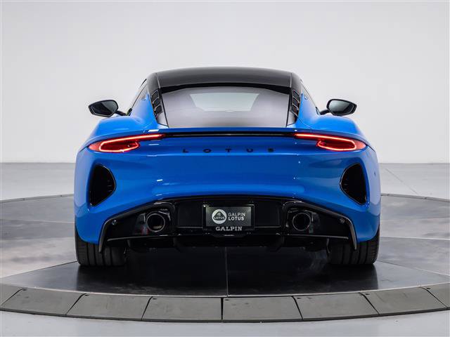 Used 2025 Lotus Emira RWD image 4