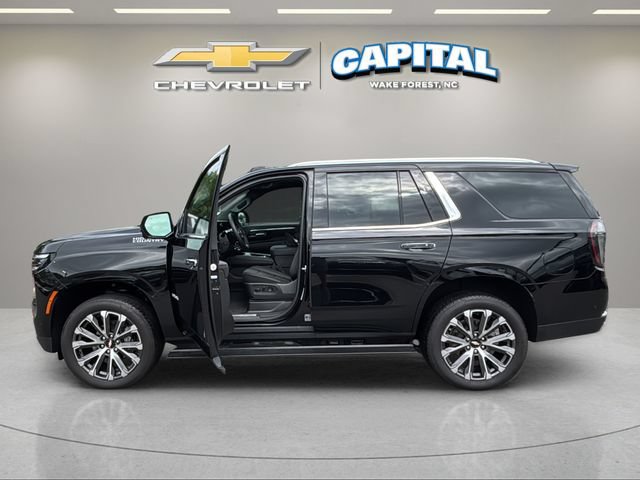 Used 2025 Chevrolet Tahoe High Country AWD/4WD image 9