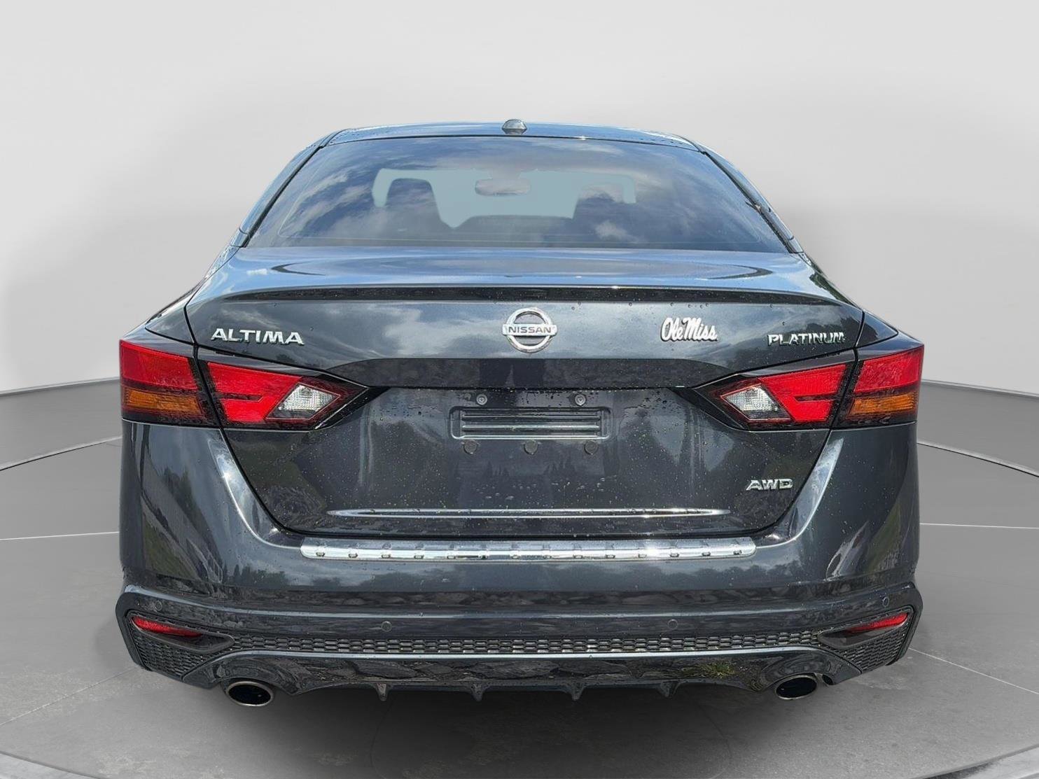 Used 2021 Nissan Altima 2.5 Platinum AWD/4WD image 4