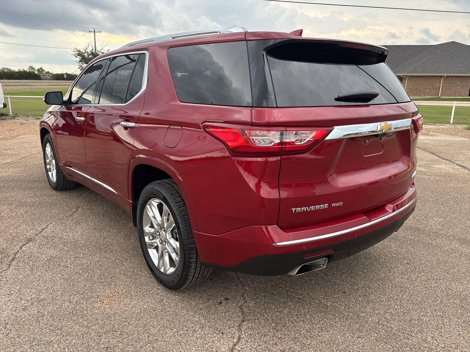 Certified 2021 Chevrolet Traverse High Country image 3