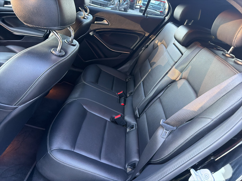 Used 2018 Mercedes-Benz GLA 250 image 19