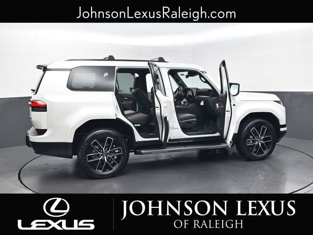 New 2026 Lexus GX 550 AWD/4WD image 32