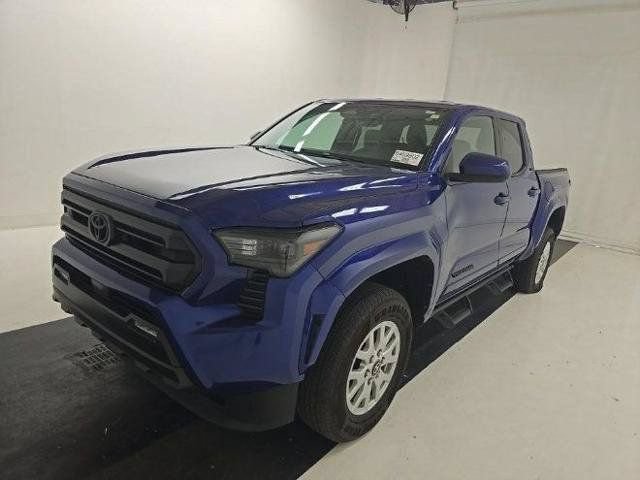 Certified 2025 Toyota Tacoma SR5 AWD/4WD image 39