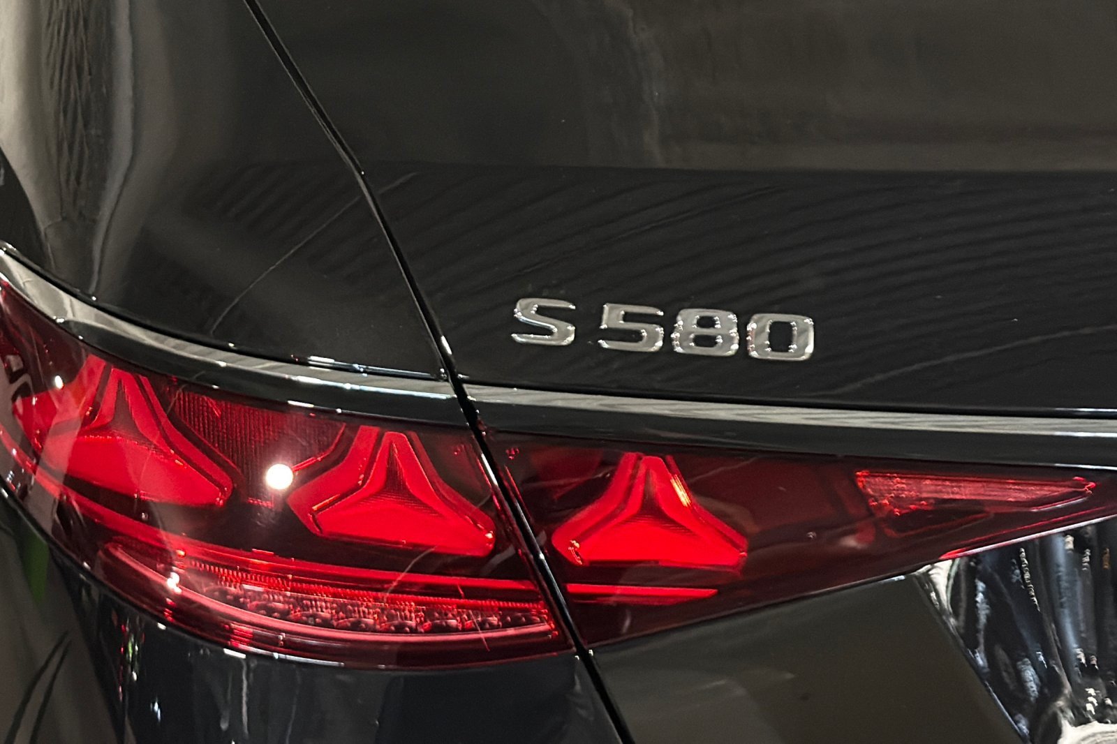 New 2027 Mercedes-Benz S 580 4MATIC Sedan image 25