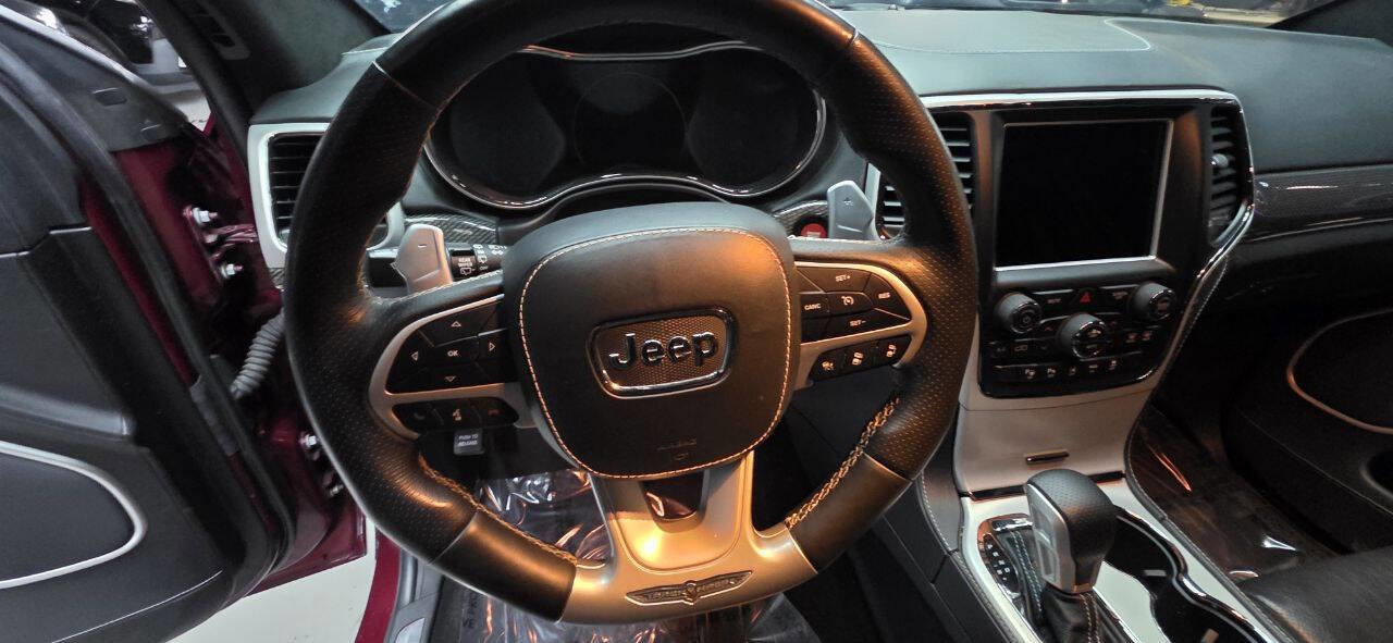 Used 2018 Jeep Grand Cherokee Trackhawk AWD/4WD image 17