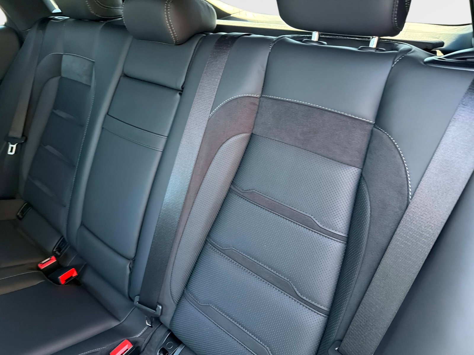 Used 2025 Mercedes-Benz GLE 53 AMG 4MATIC Coupe image 34