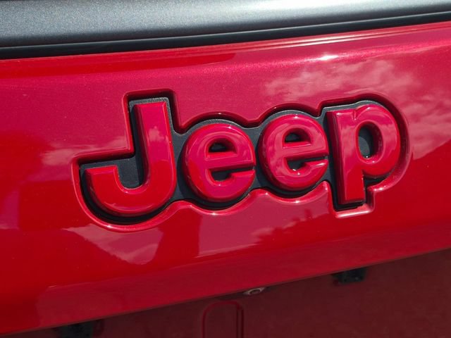 Certified 2022 Jeep Compass Limited w/ (RED) Package AWD/4WD image 9