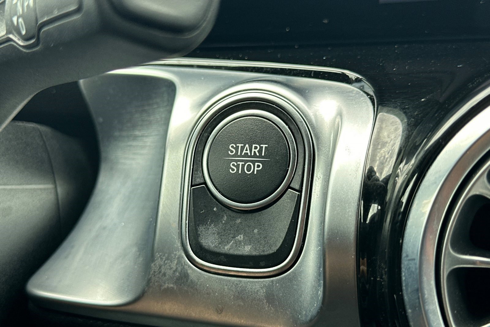 Certified 2025 Mercedes-Benz EQB 250+ image 36