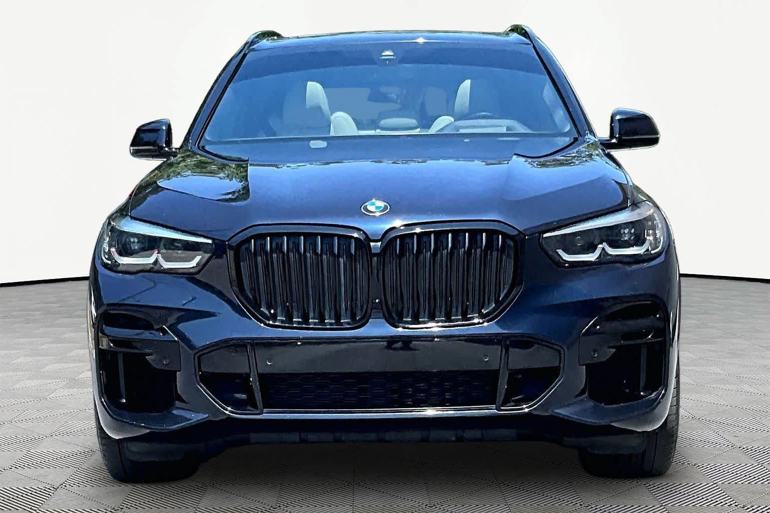 Used 2023 BMW X5 sDrive40i w/ M Sport Package RWD image 4