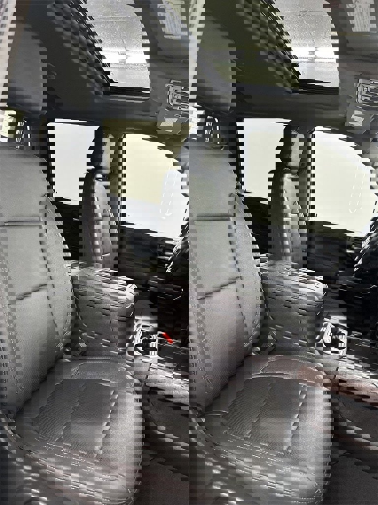 Used 2022 Chevrolet Silverado 2500 LTZ w/ LTZ Plus Package image 40