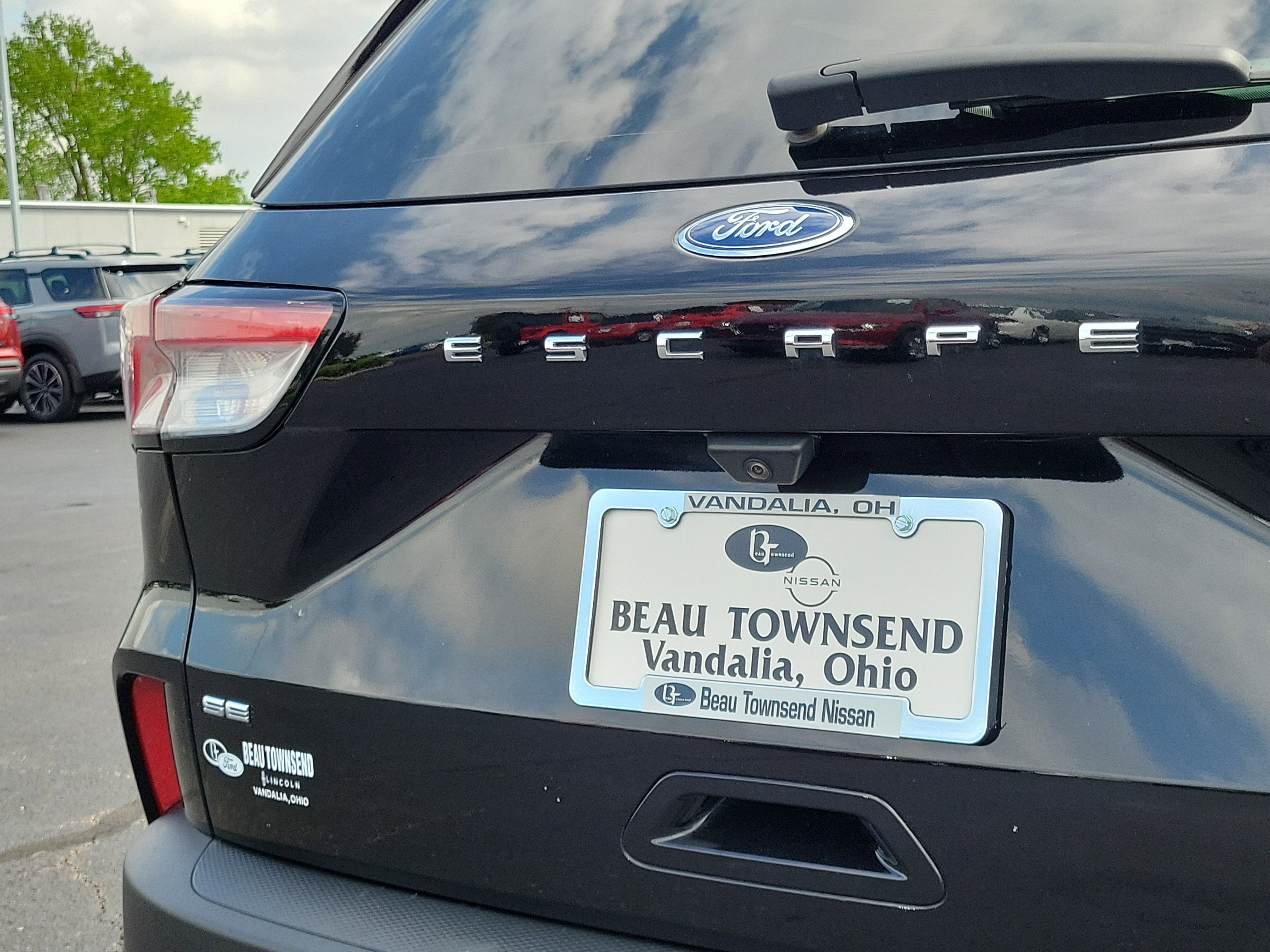 Used 2020 Ford Escape SE FWD image 7