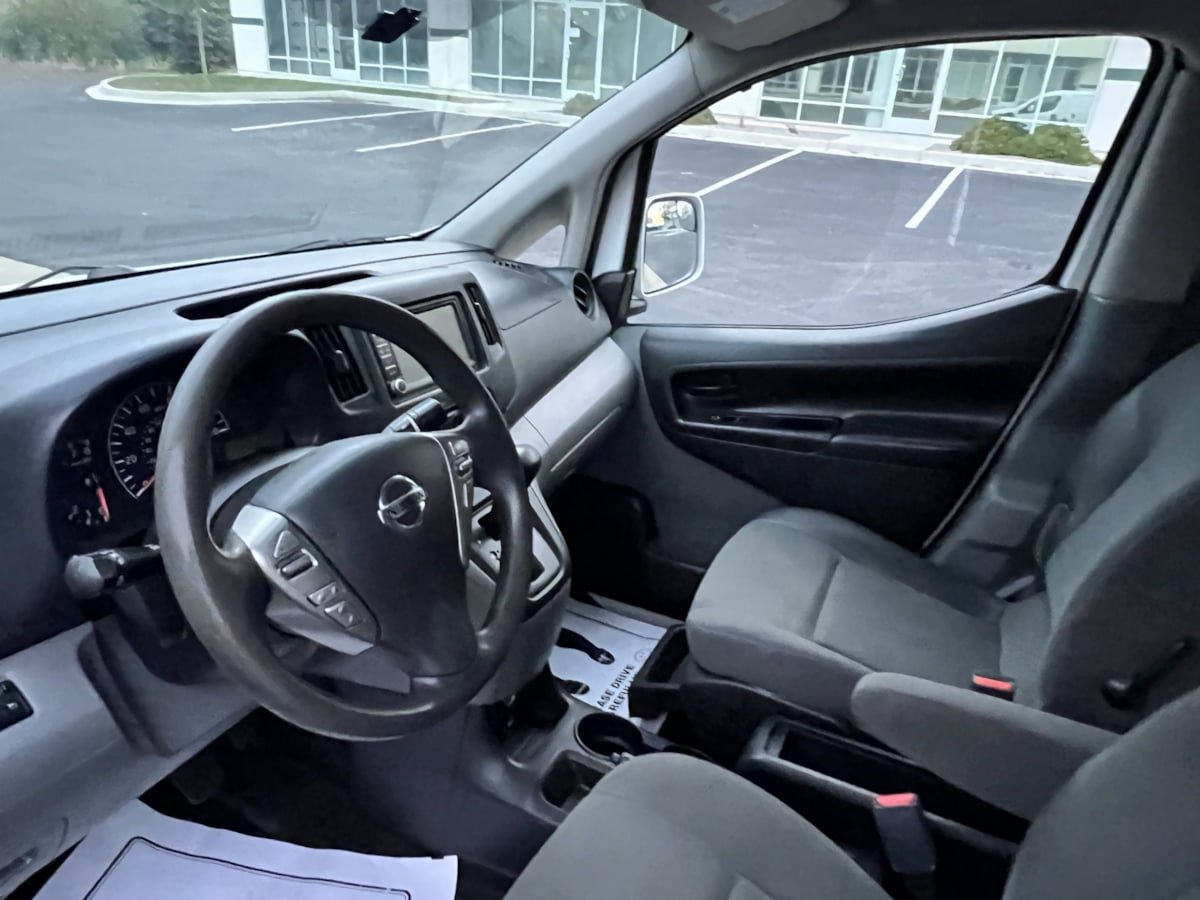 Used 2020 Nissan NV200 SV FWD image 18