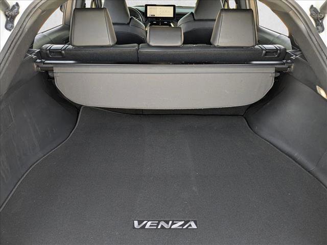 Used 2024 Toyota Venza Nightshade AWD/4WD image 6