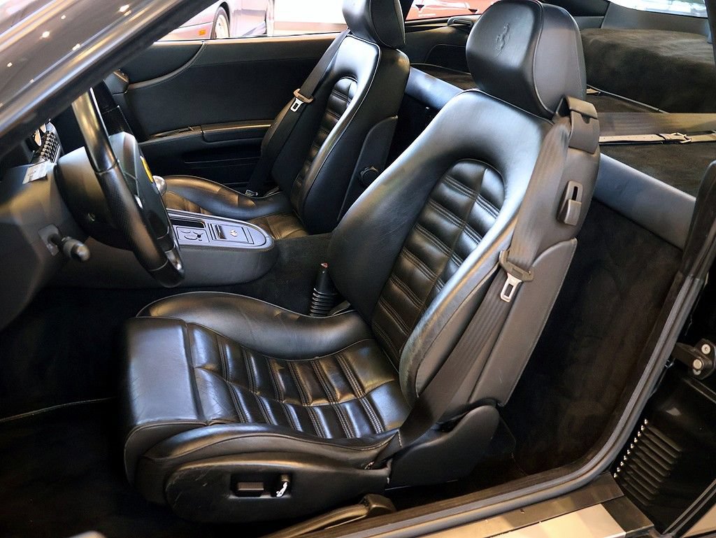 Used 1997 Ferrari 550 Maranello image 5