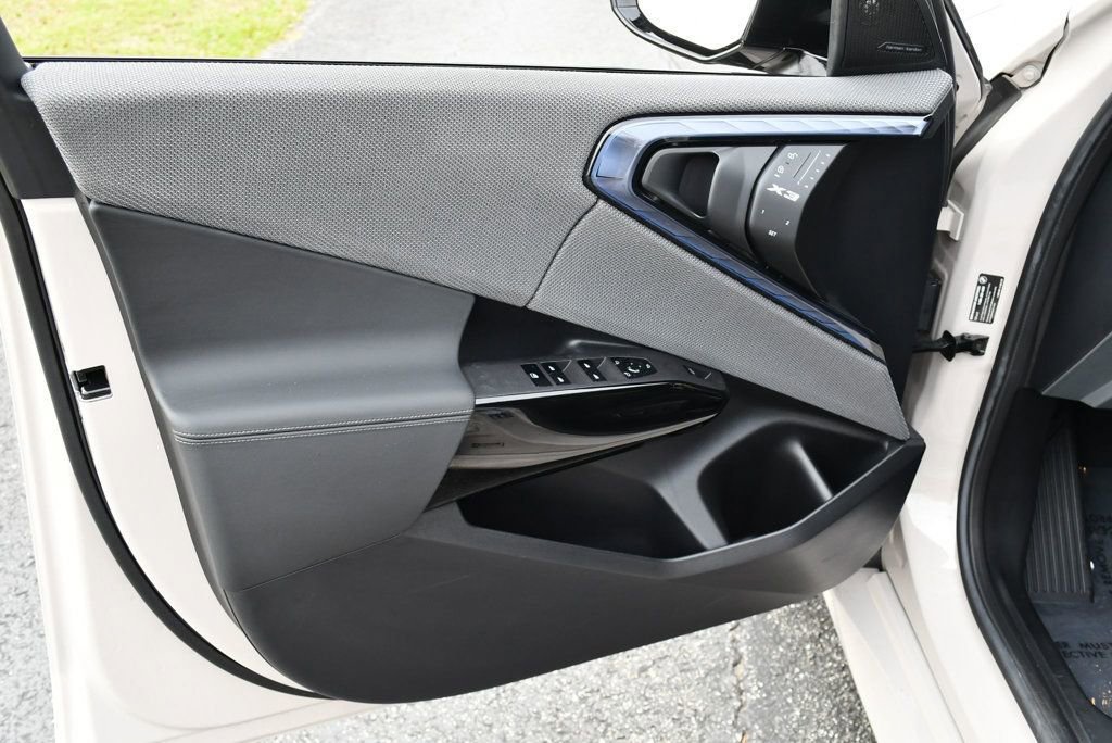 Used 2025 BMW X3 M50 w/ Premium Package image 44