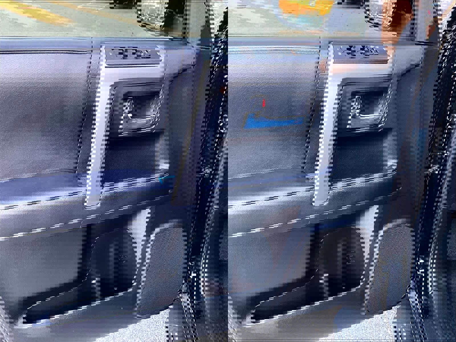 Used 2023 Toyota 4Runner SR5 Premium image 9