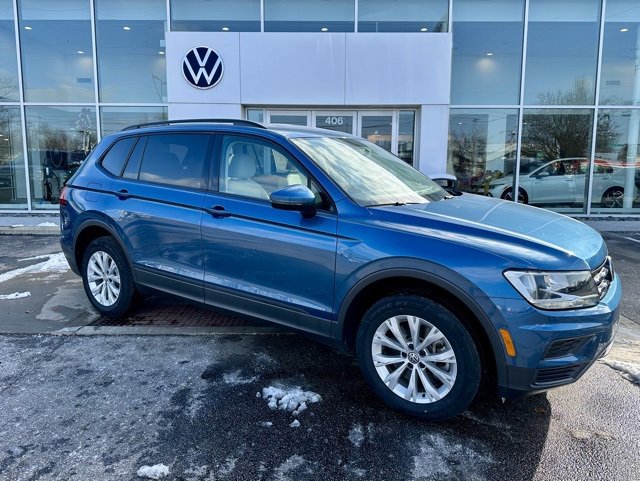 Used 2020 Volkswagen Tiguan S image 1