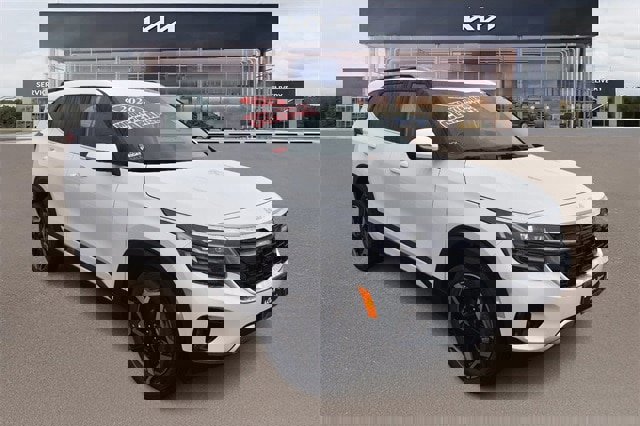 New 2026 Kia Seltos SX w/ SX Sunroof Package