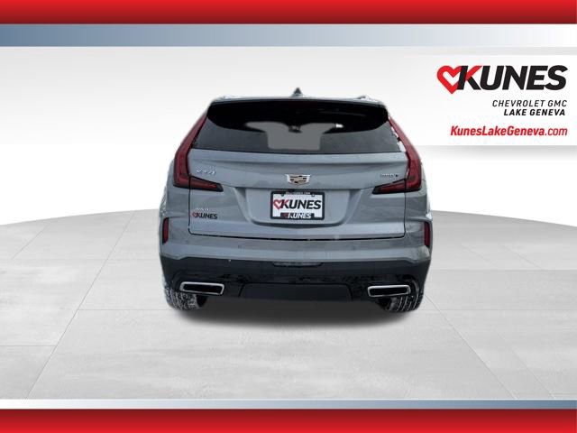Used 2025 Cadillac XT4 Premium Luxury image 5
