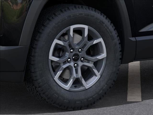 New 2026 Chevrolet Equinox ACTIV w/ Convenience Package III FWD image 9