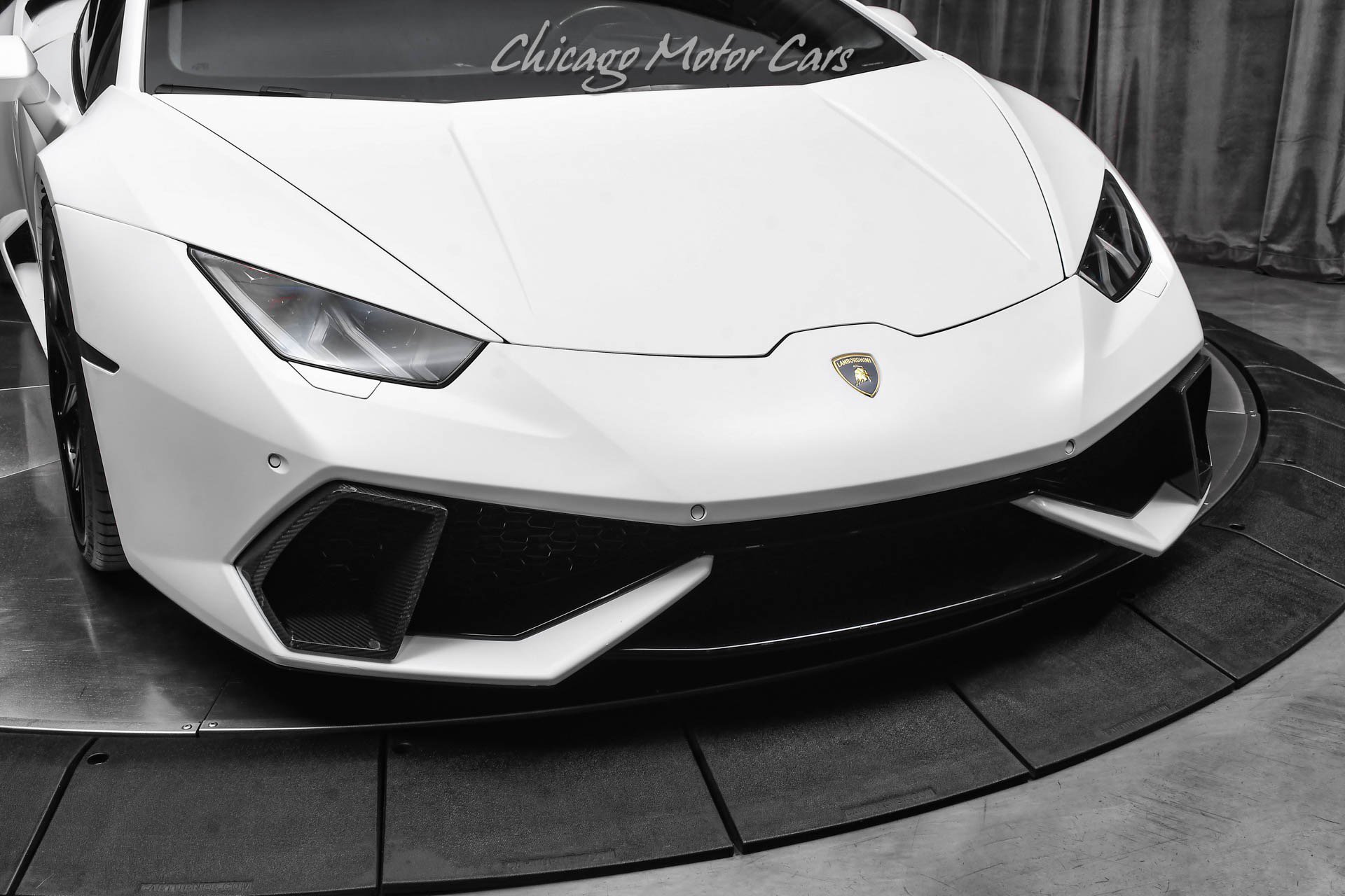 Used 2016 Lamborghini Huracan LP 610-4 AWD/4WD image 38