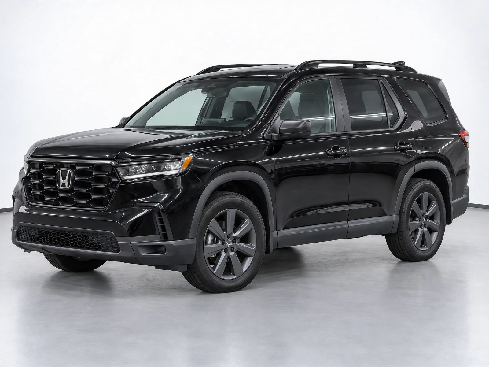 Used 2023 Honda Pilot Sport image 3