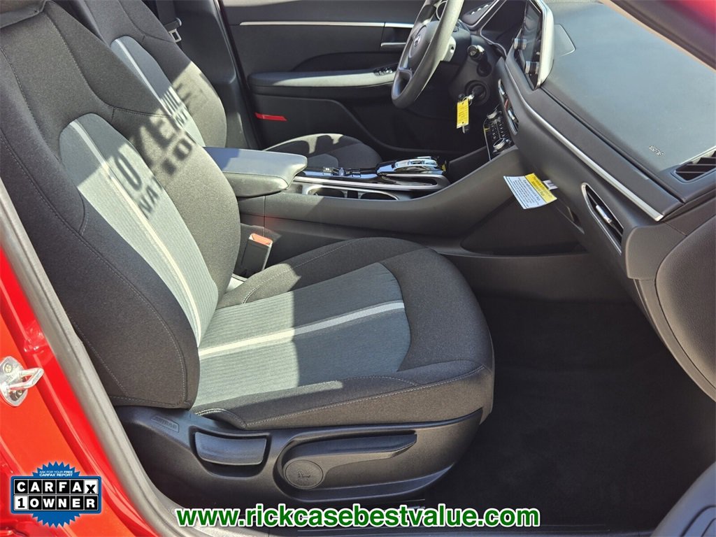 Used 2022 Hyundai Sonata SE w/ Cargo Package image 17