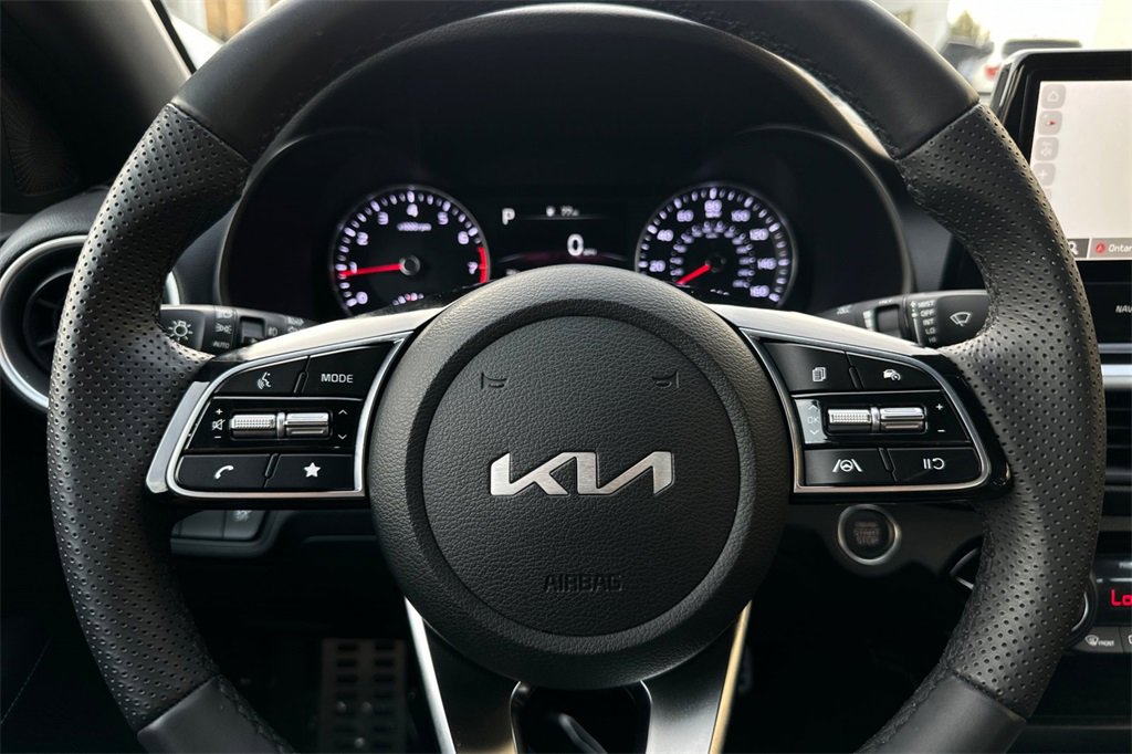 Used 2023 Kia Forte GT-Line image 25