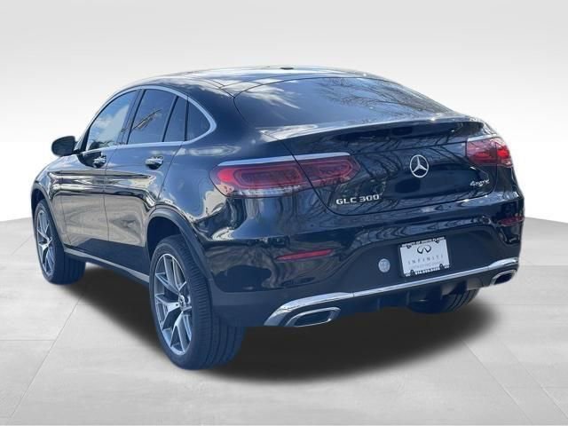 Used 2022 Mercedes-Benz GLC 300 4MATIC Coupe image 5
