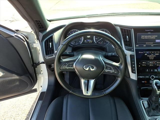 Used 2017 INFINITI Q60 w/ Premium Package image 14