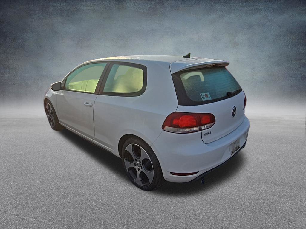 Used 2012 Volkswagen Golf 2-Door FWD image 4