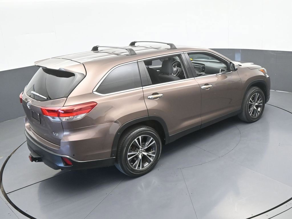 Used 2019 Toyota Highlander LE FWD image 49