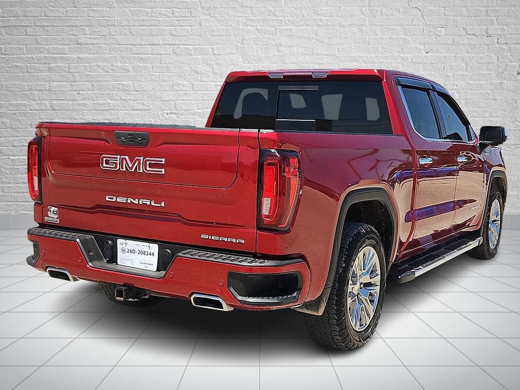 Used 2022 GMC Sierra 1500 Denali w/ Driver Alert Package II AWD/4WD image 4
