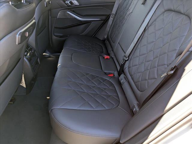 Used 2026 BMW X5 sDrive40i image 15